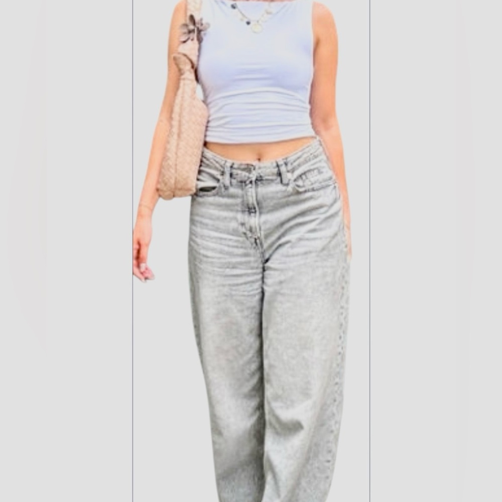 Zara Women’s High Rise Light Gray Wash Raw Hem Jeans  Sz 10